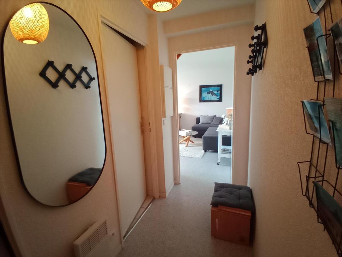 Appartement DUPLEX les pieds dans l' eau à Jullouville Extérieur photo